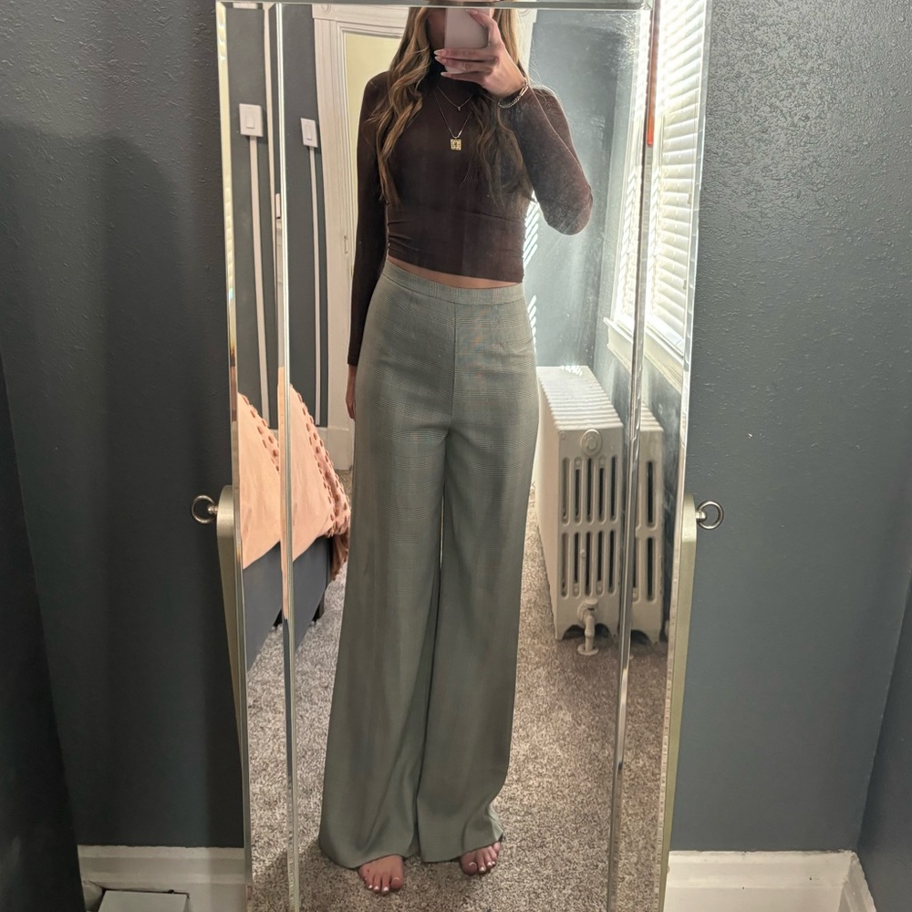 Wayf Plaid Wide Leg High Waisted Pants — Large